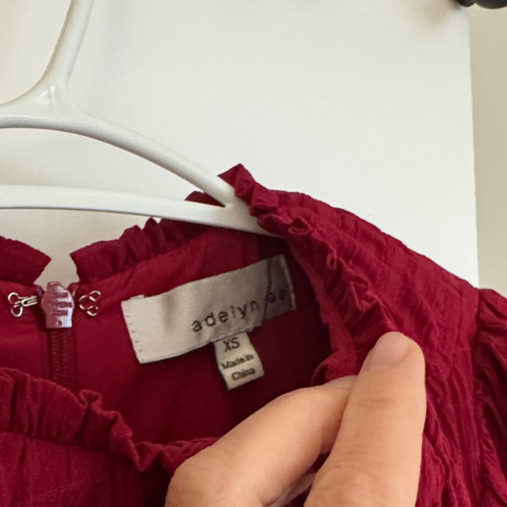 Adelyn Rae - puffy dress xs